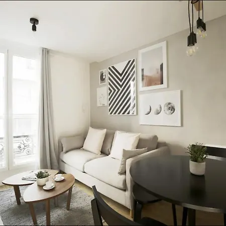 Apartment Enchanting Parisian *
