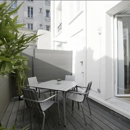 Enchanting Parisian Apartment
